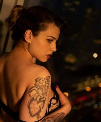 Алина